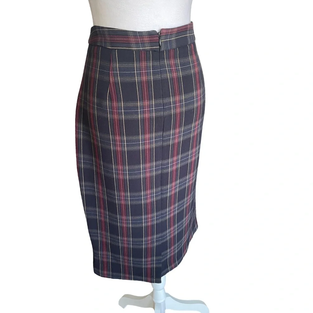NWT Philosophy Navy Plaid Pencil Skirt With Zipper Details Women’s Size 10